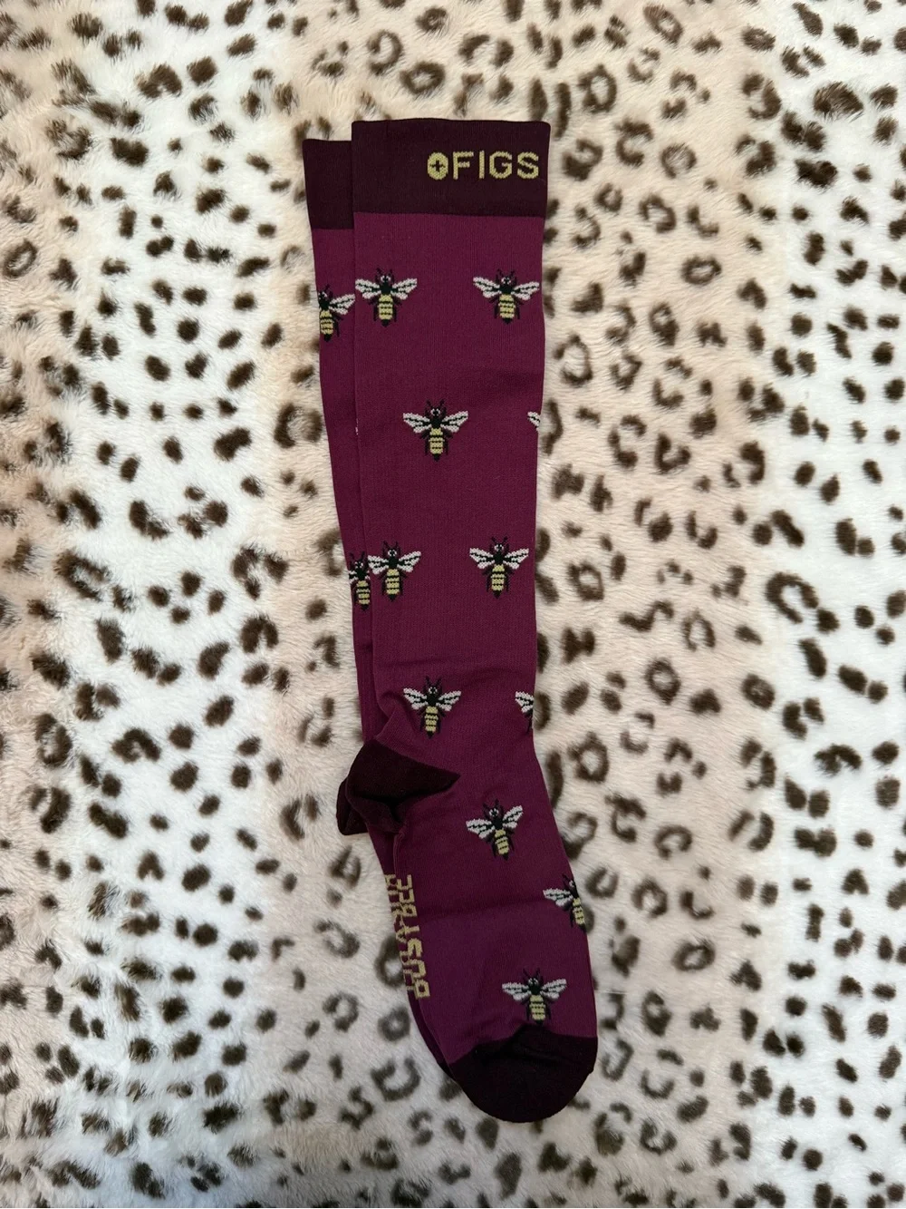 FIGS knee high compression socks in size medium new without tags